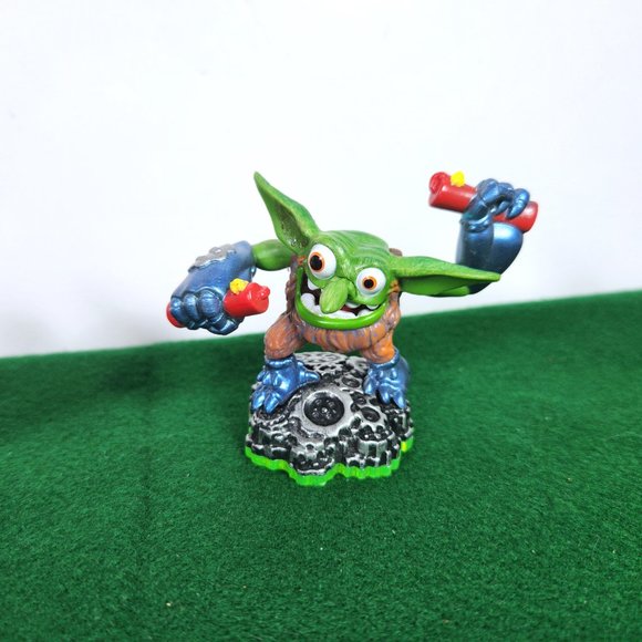 Skylanders Spyro's Adventure Action Figures Lot of 10 Video Game 2011 - Picture 11 of 13